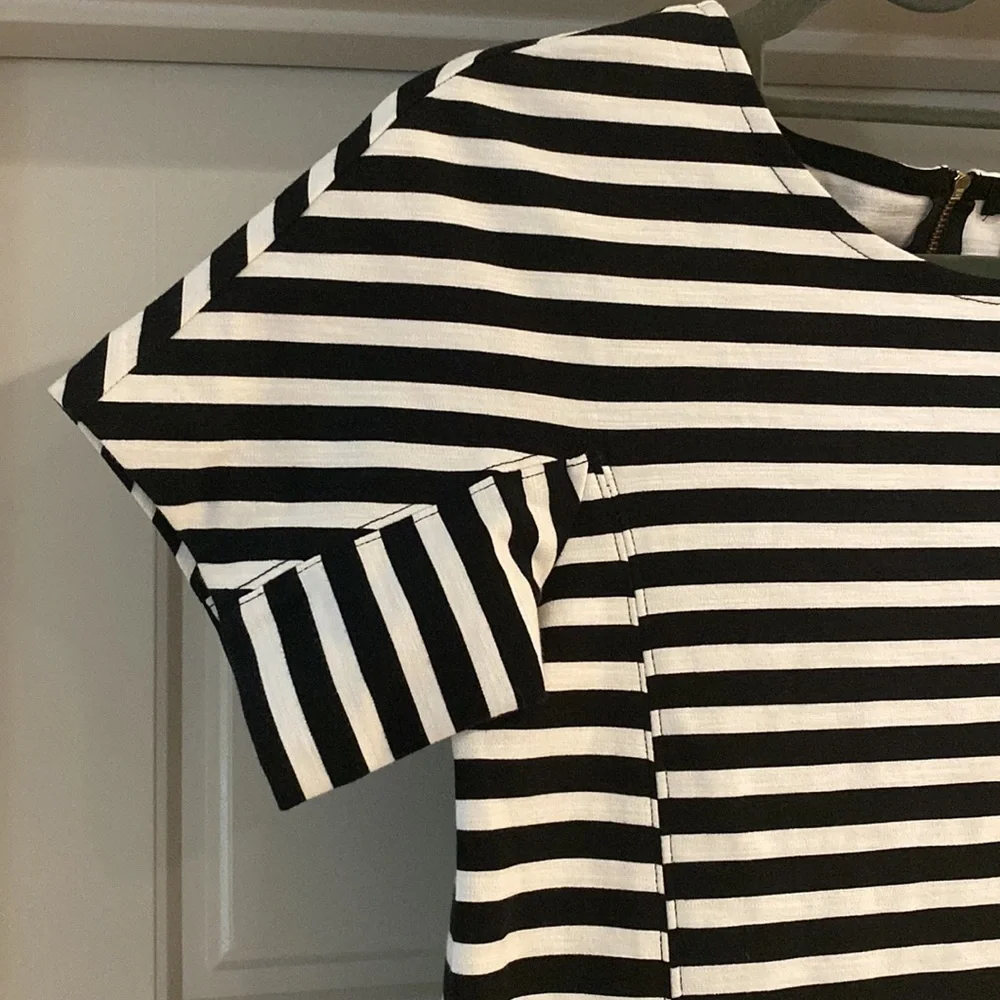 J. Crew Black/White Strip Shift Dress - XS